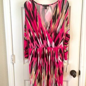 Graphic 3/4 sleeve faux wrap dress